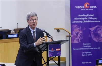 Ο Jeffrey Sachs υποστηρίζει τη μεταρρύθμιση του ΟΗΕ, την πολυμερή προσέγγιση ...